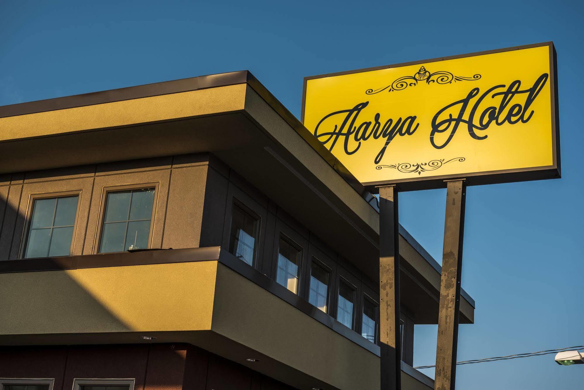 Aarya Hotel By Niagara Fashion Outlets Ніагара-Фоллс Екстер'єр фото